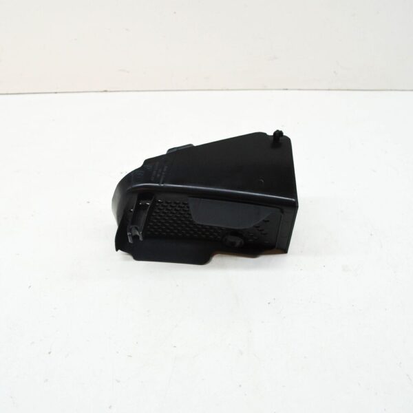 95B121700F1E0 - Porsche Macan 95b radiator air duct front right 95B121700F1E0 NEW ORIGINAL