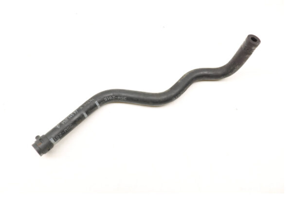 95B145979A - Porsche Macan 95B Intercooler Pressure Hose 95B145979A 95B.145.979.A NEW
