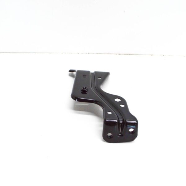 95B807334A - Porsche Macan 95B Right Side Radiator Support Bracket 95B807334A NEW GENUINE