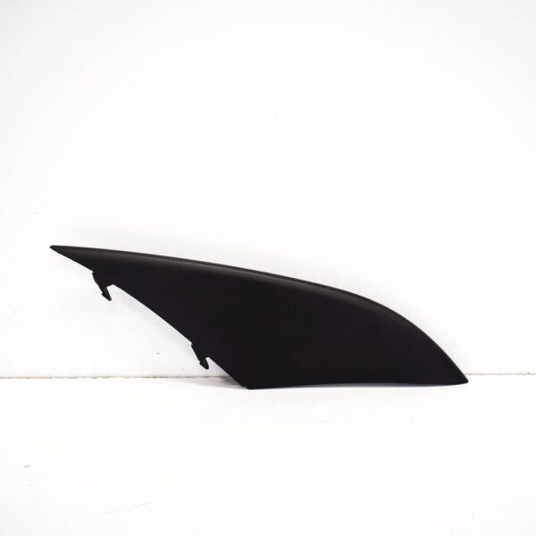 95B8076861E0 - Porsche Macan 95b front bumper right strip 95B807861E0 new