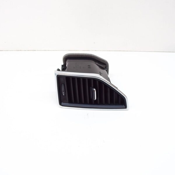 95B819202EG0B - Porsche Macan 95b Ventilation Slot Right Center Dashboards 95B819202EG0B NEW