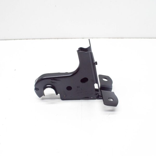 95B886185 - Porsche Macan 95b 95b.2 center seat rear left 95B886185 NEW ORIGINAL
