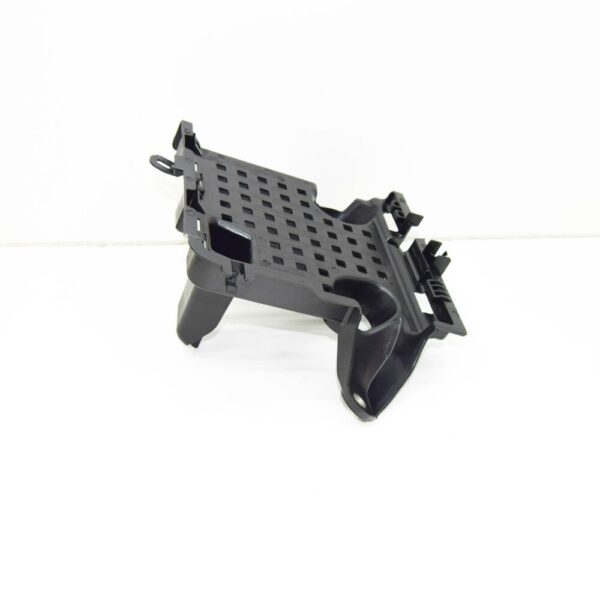 95B907650D - Porsche Macan 95B engine control unit mount 95B907650D NEW ORIGINAL