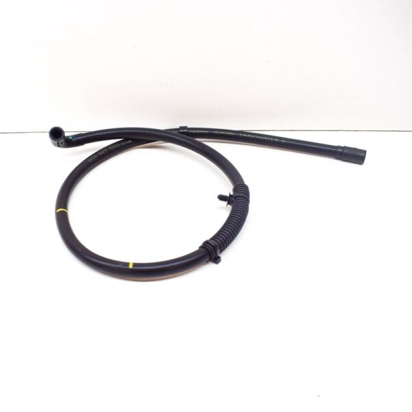 95B941560C - Porsche Macan 95B Headlight Breather Pipe Front Right 95B941560C GENUINE