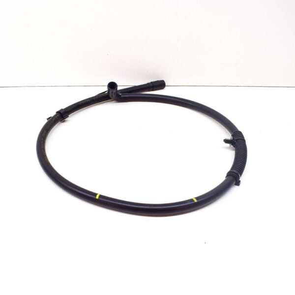 95B941560C - Porsche Macan 95B Headlight Breather Pipe Front Right 95B941560C GENUINE