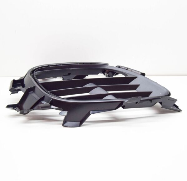 970505986011E0 - Porsche Panamera 970 Front Right Grille Cover Bracket 970505986051E0 NEW GENUINE