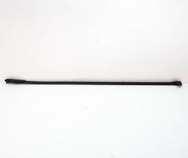 971837120A - NEW PORSCHE PANAMERA 971 FRONT RIGHT EXTERIOR DOOR MOULDING SEAL 971837120A GENUINE