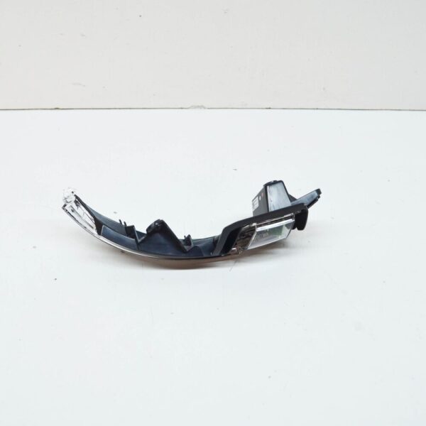 971949102B - Porsche Panamera 971 exterior mirror indicator front right 971949102B NEW ORIGINAL