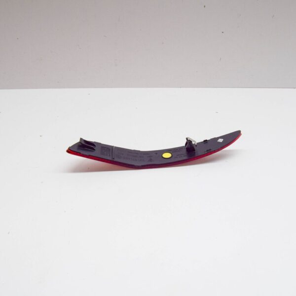 99163148802 - Porsche 911 991 Rear Right Bumper Reflector 99163148802 New Genuine