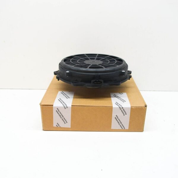 992035454A - Porsche 911 991.2 Front Left Door Bose Speakers NEW ORIGINAL