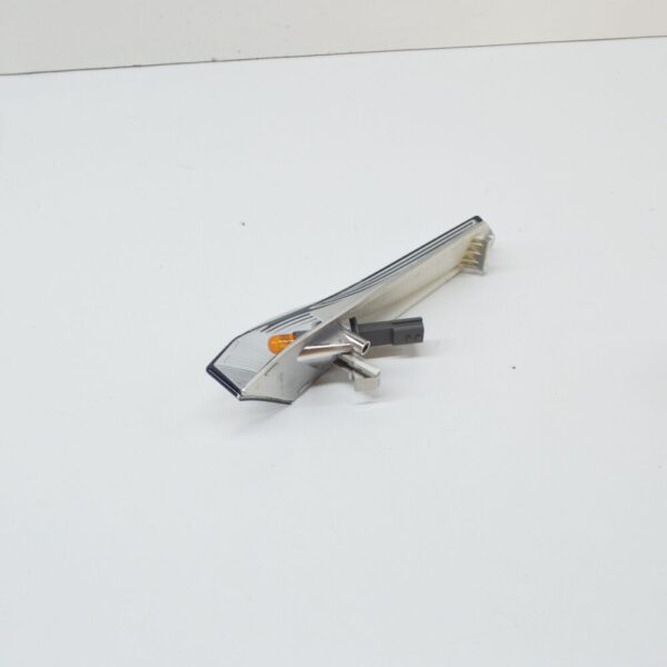99763103390 - Porsche 911 997 front left turn signals 99763103390 NEW ORIGINAL