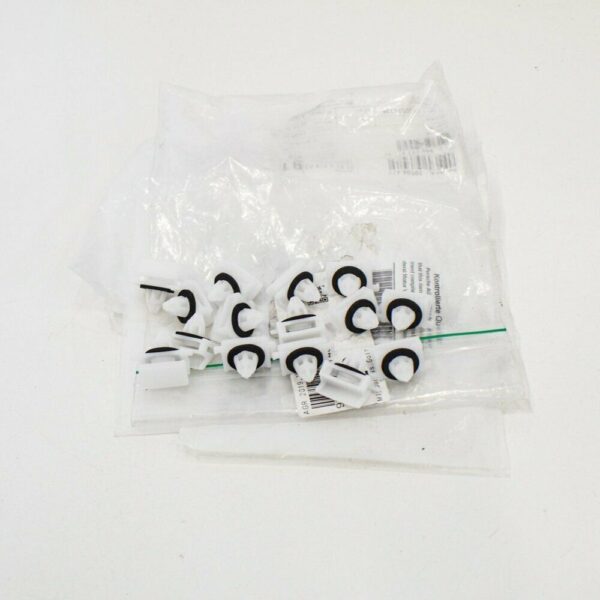 99950791140 - PORSCHE PANAMERA 970 PLASTIC APRON HOLDER RIGHT X15 99950791140 GENUINE
