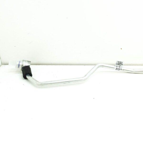 9J1820739B - New Porsche Taycan A/C Hose Refrigerant Pipe 9J1820739B Genuine
