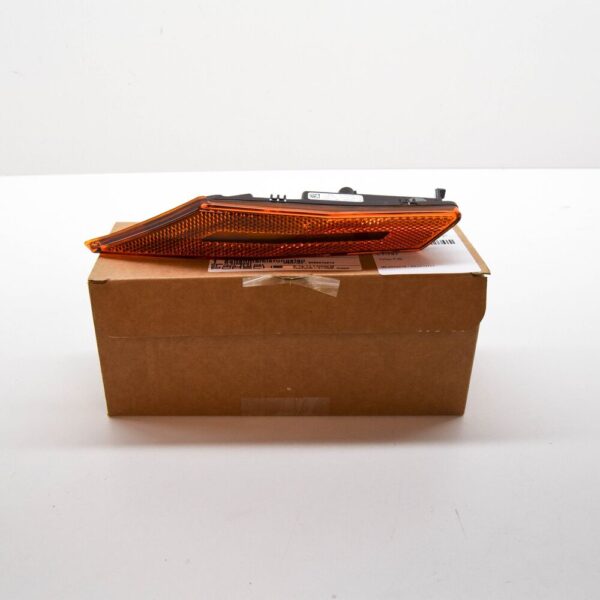 9J1945061H - Porsche Taycan bumper front left side marker light 9J1945061H NEW