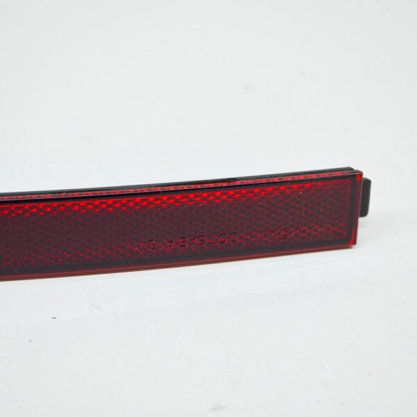 9J1945104E - Porsche Taycan bumper reflector rear right 9J1945104E NEW ORIGINAL