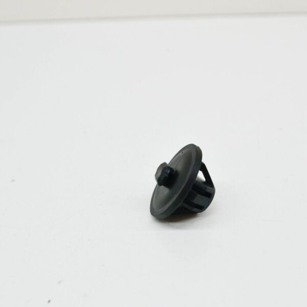 9P1853385 - Porsche 911 992 Carrera Underfloor Panel Fuse Clip 9P1853385 NEW