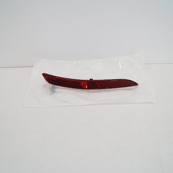 9P1945104 - Porsche 911 991 Rear Bumper Right Reflector 9P1945104 GENUINE NEW