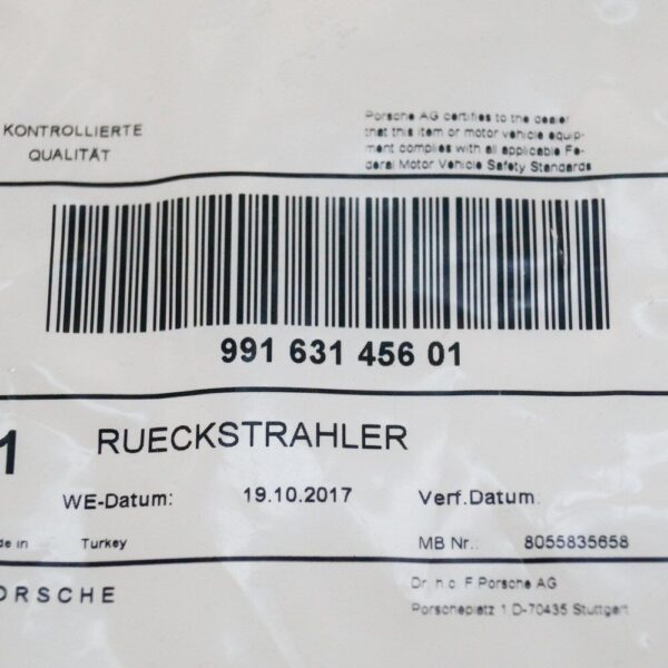 9P1945104 - Porsche 911 991 Rear Bumper Right Reflector 9P1945104 GENUINE NEW