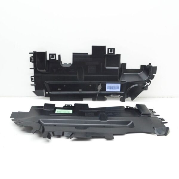 9Y0121707G - NEW PORSCHE CAYENNE 9Y0 CENTER COOLER AIR CHANNEL 9Y0121707G ORIGINAL
