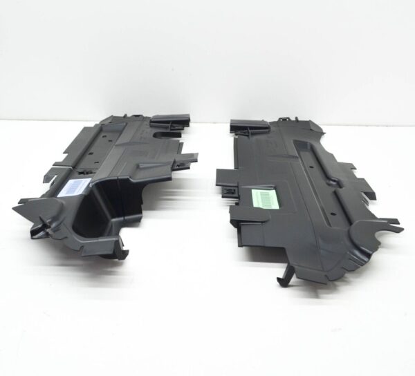 9Y0121707G - NEW PORSCHE CAYENNE 9Y0 CENTER COOLER AIR CHANNEL 9Y0121707G ORIGINAL
