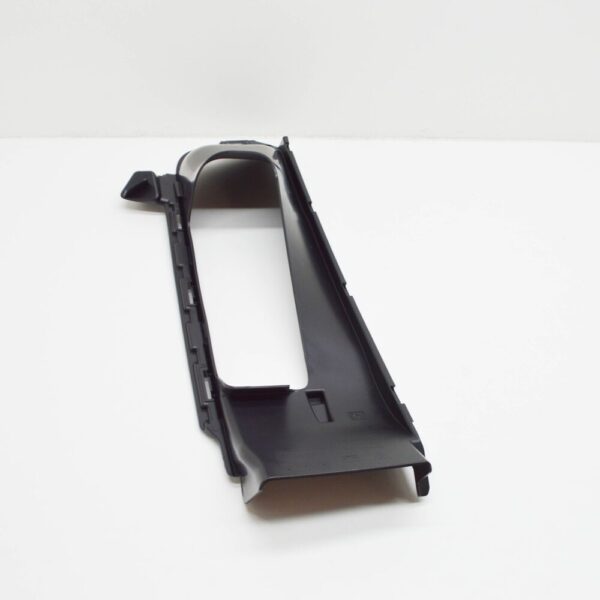 9Y0807162G - Porsche Cayenne 9ya front right air intake guide 9Y0807162G 2023 NEW ORIGINAL