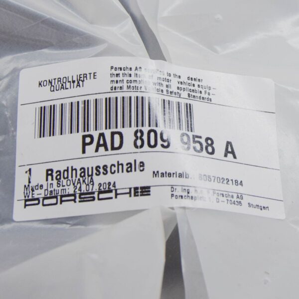 PAD809958A - Porsche Taycan Front Right Lower Wheel Housing Liner Part 9J1809958A NEW