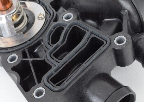 059115389P - Audi A6 C7 3.0 Diesel Oil Filter Case Genuine 059115389P