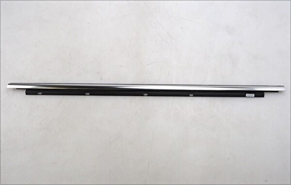 1K9839475A2ZZ - OEM Window Aperture Seal VW Golf Variant 4Motion Jetta Vento 1K9839475A2ZZ