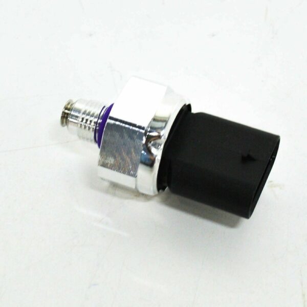 4M0959603E - Volkswagen E-GOLF MK7 5G Air Conditioner Pressure Sensor 4M0959603E GENU