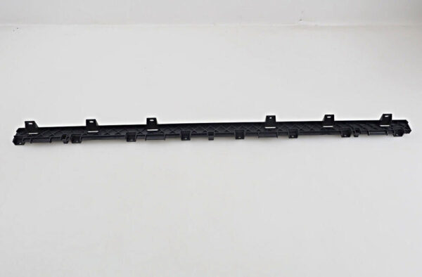 7E3868924 - OEM VW Transporter SGA SGB SGF SGG SGH SGJ SGM Bracket For Trim 7E3868924