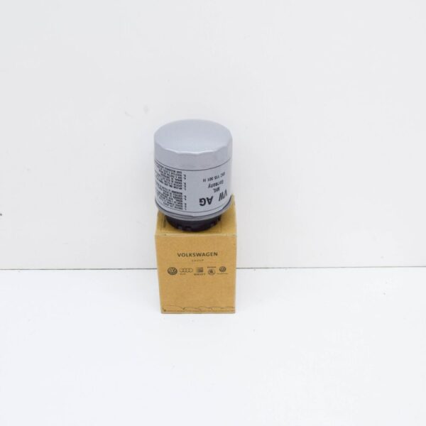 03C115561H - Volkswagen BEETLE A5 oil filter 03C115561H NEW ORIGINAL