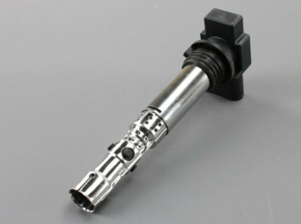 03D905715A - NEW VOLKSWAGEN POLO 6R 6C HIGH VOLTAGE IGNITION COIL 03D905715A ORIGINAL