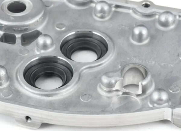 03H109122J - NEW VW PHAETON 3D ENGINE UPPER TIMING CHAIN COVER 03H109122J ORIGINAL