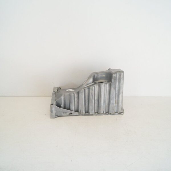 03L103603M - Volkswagen Amarok engine oil pan 03L103603M 2.0BiTDI 120kw new