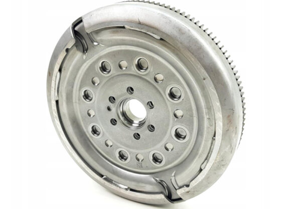 03L105266BT - NEW VOLKSWAGEN BEETLE A5 SWINGWHEEL 03L105266BT ORIGINAL