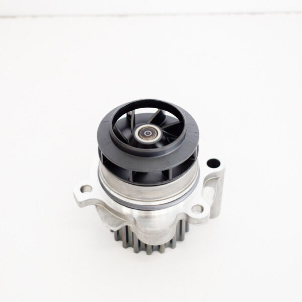03L121011P - NEW VOLKSWAGEN JETTA MK6 WATER PUMP  03L121011P 1.6 DIESEL