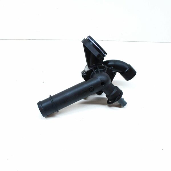 03L121111Q - NEW VOLKSWAGEN PASSAT 3G B8 ENGINE COOLANT THERMOSTAT 03L121111Q