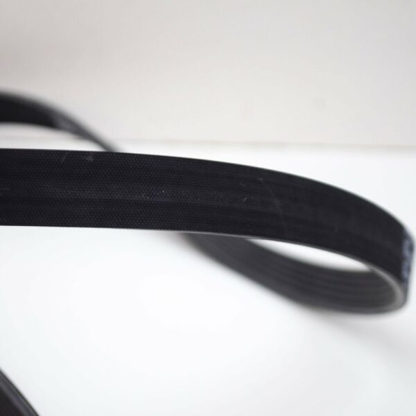 03L903137H - NEW VOLKSWAGEN TRANSPORTER T6 POLY RIBBED V-BELT 03L903137H ORIGINAL