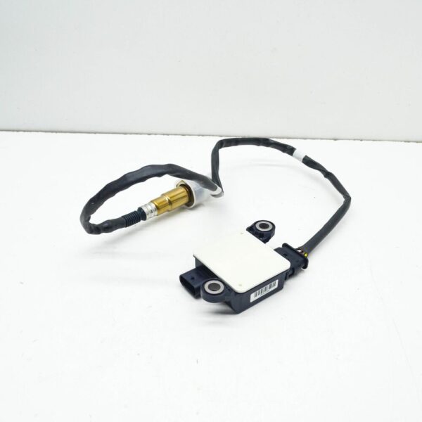 03N906261B - NEW VOLKSWAGEN CRAFTER SZ LAMBDA OXYGEN EXHAUST NOX SENSOR 03N906261B ORIGINAL