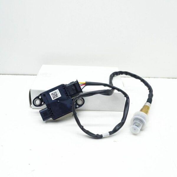03N906261B - NEW VOLKSWAGEN CRAFTER SZ LAMBDA OXYGEN EXHAUST NOX SENSOR 03N906261B ORIGINAL