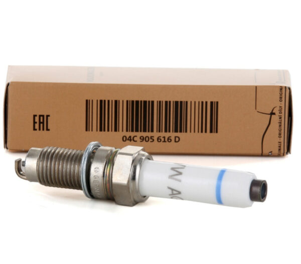 04C905616D - New VOLKSWAGEN CADDY MK3 SPARK PLUG 04C905616D GENUINE