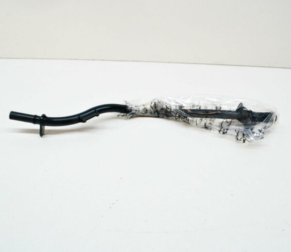 04L103634 - NEW VOLKSWAGEN GOLF MK7 5G TUBE FOR OIL DIPSTICK 04L103634 ORIGINAL