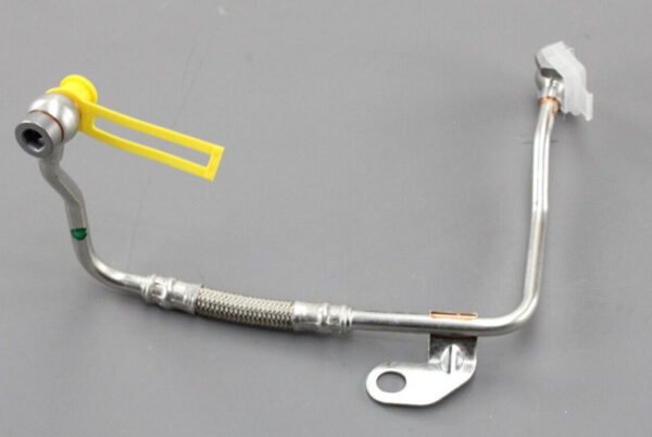 04L145771R - NEW VOLKSWAGEN CRAFTER SY TURBO OIL SUPPLY LINE 04L145771R ORIGINAL