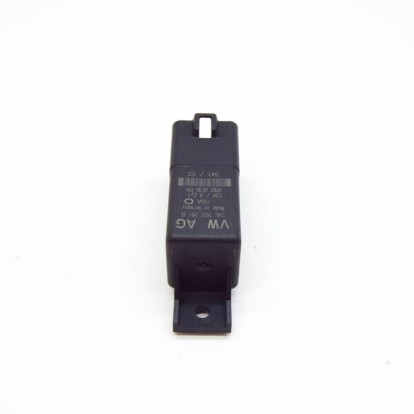 04L907281B - Volkswagen Crafter SZ spark plug control unit relay 04L907281B NEW ORIGINAL