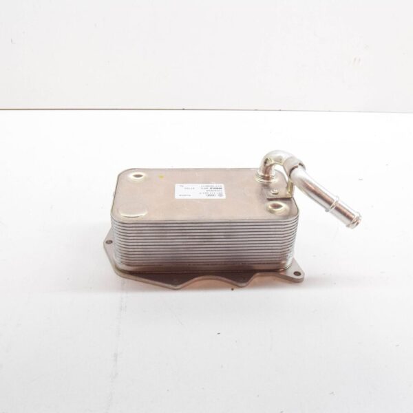057117021P - VW TOUAREG 7P engine oil cooler 057117021P new original