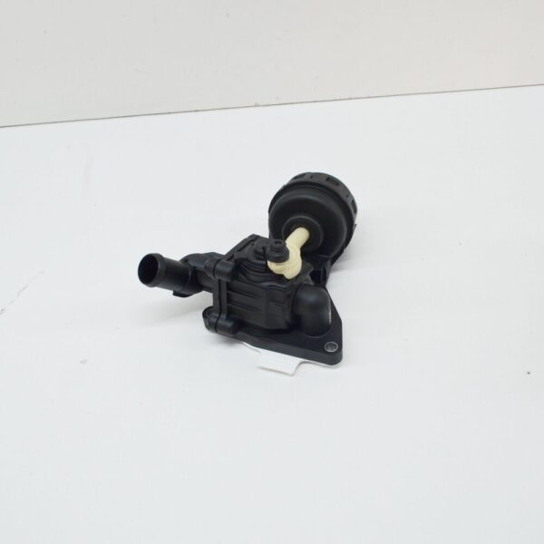 059121737AR - NEW VW AMAROK COOLING SYSTEM REGULATING VALVE 059121737AR