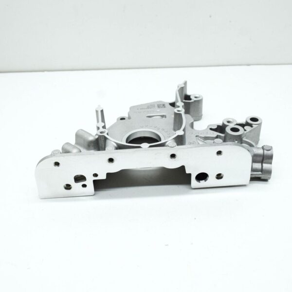 05C103151 - NEW VOLKSWAGEN POLO AW FRONT SEALING FLANGE 05C103151 ORIGINAL