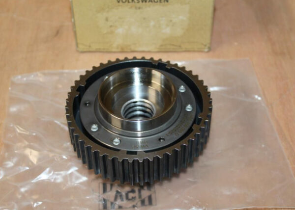05C109088D - NEW VW GOLF VARIANT CG MK8 INLET CAMSHAFT ADJUSTER UNIT 05C109088D ORIGINAL