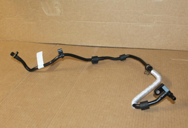 05C131051Q - NEW VW POLO AW MK6 ENGINE VACUUM HOSE 05C131051Q ORIGINAL