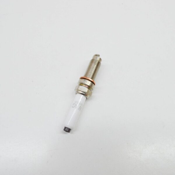 05C905626 - NEW VOLKSWAGEN POLO AW SPARK PLUG 05C905626 ORIGINAL